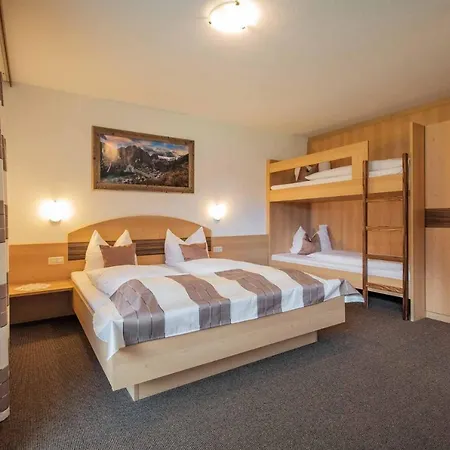 Gaesteheim Kroessbach *